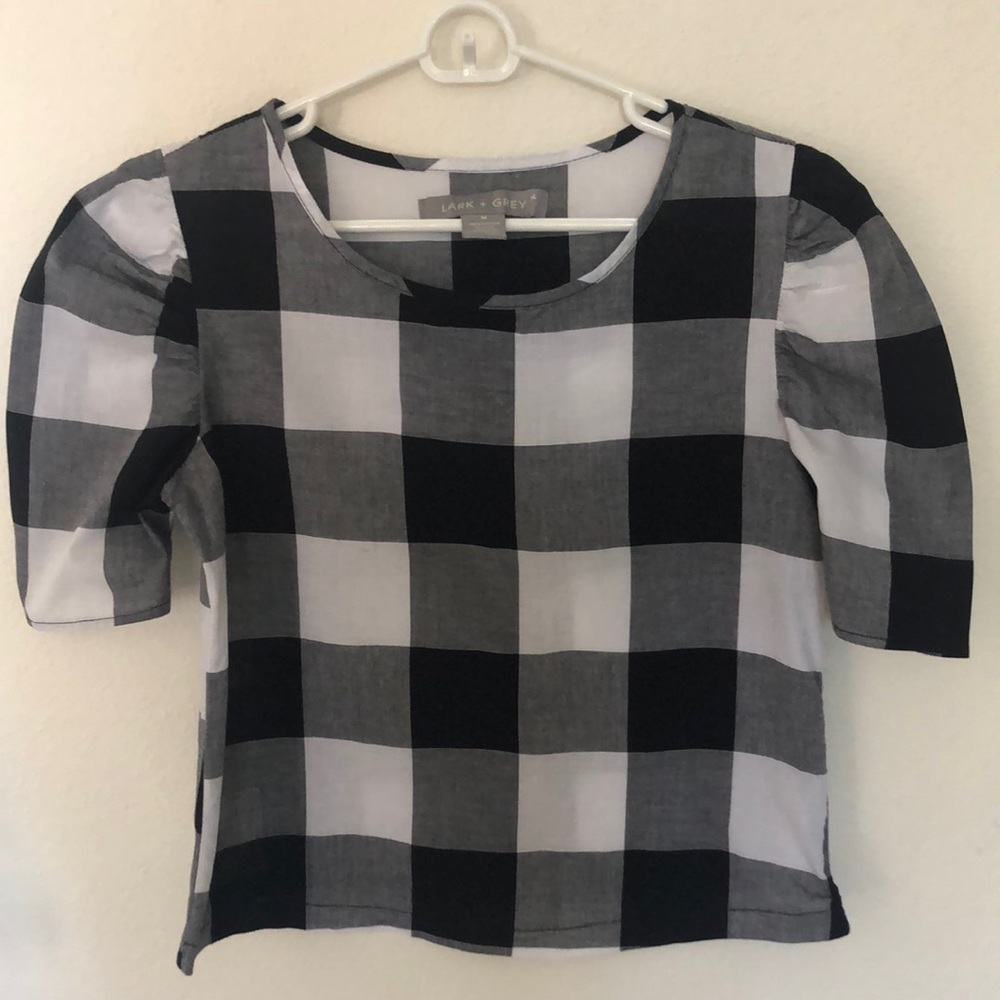 Lark + Grey top sz m